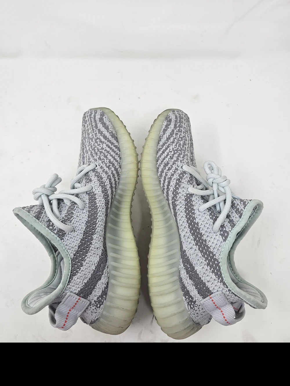 adidas Yeezy Boost 350 V2 Shoes Size 5